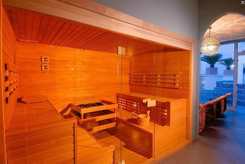 Hotel Lalla Beauty & Relax Cesenatico Exterior foto