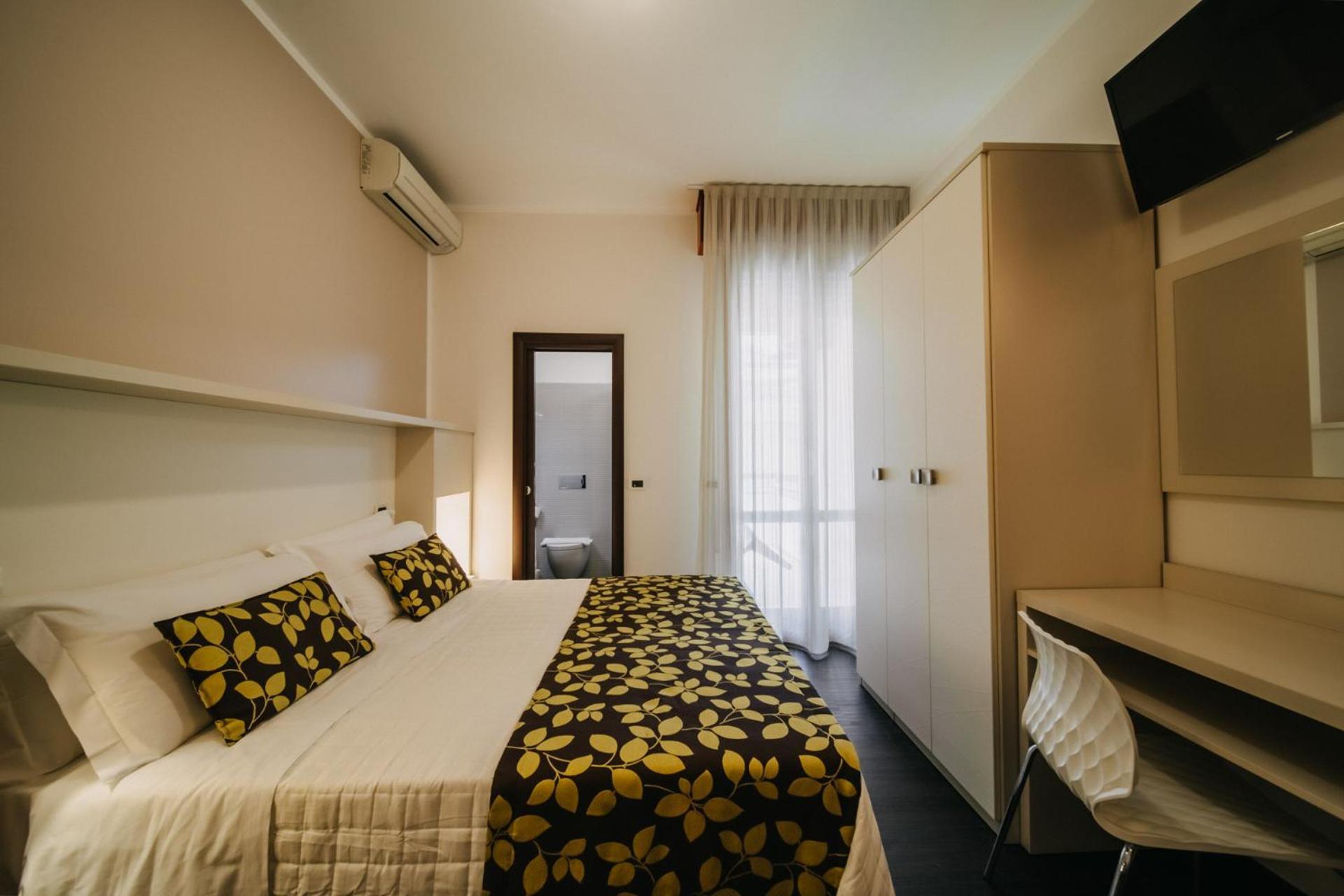 Hotel Lalla Beauty & Relax Cesenatico Exterior foto