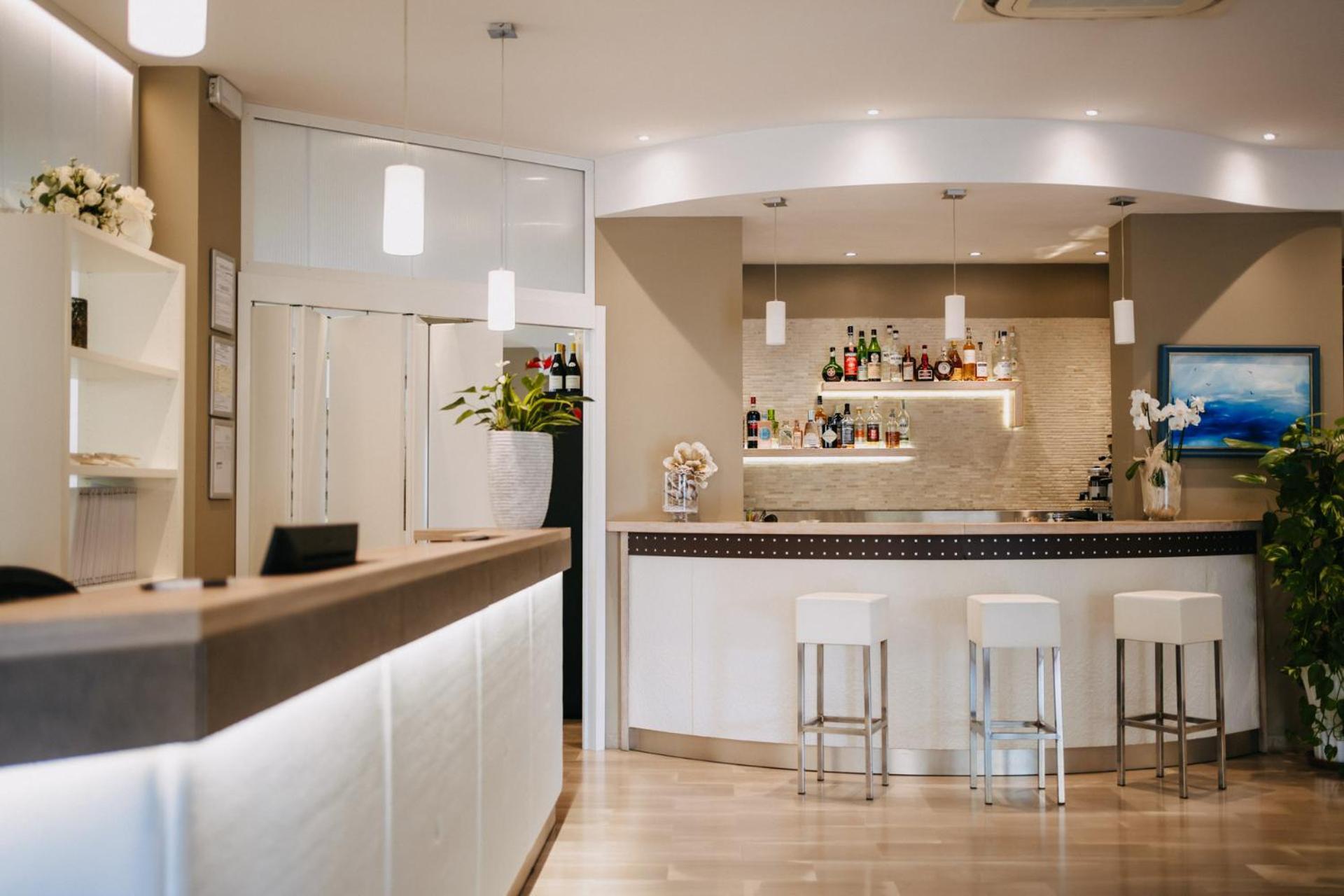 Hotel Lalla Beauty & Relax Cesenatico Exterior foto