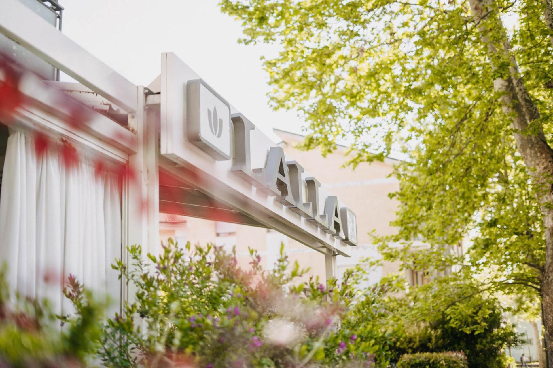 Hotel Lalla Beauty & Relax Cesenatico Exterior foto