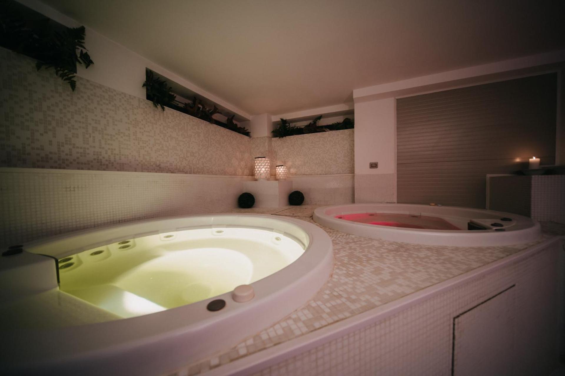 Hotel Lalla Beauty & Relax Cesenatico Exterior foto